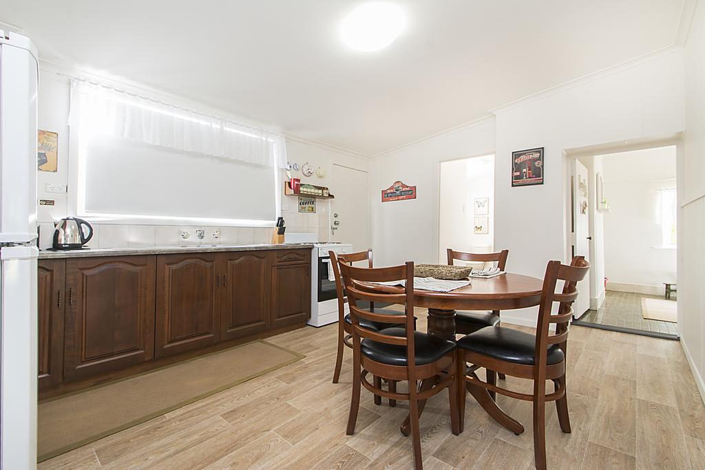 Stoneleigh Cottage Bed And Breakfast Angaston Rum bild